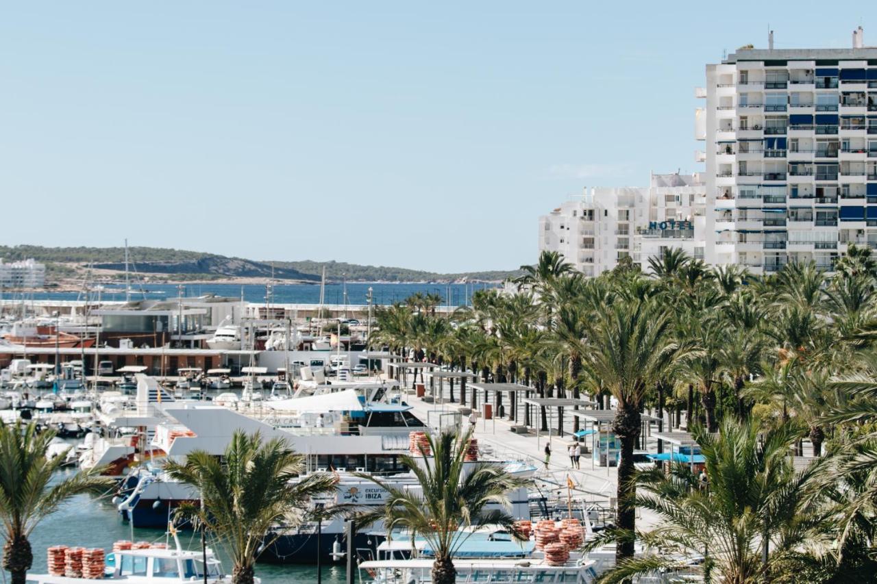 The White Apartments (Adults Only) Sant Antoni de Portmany Екстериор снимка