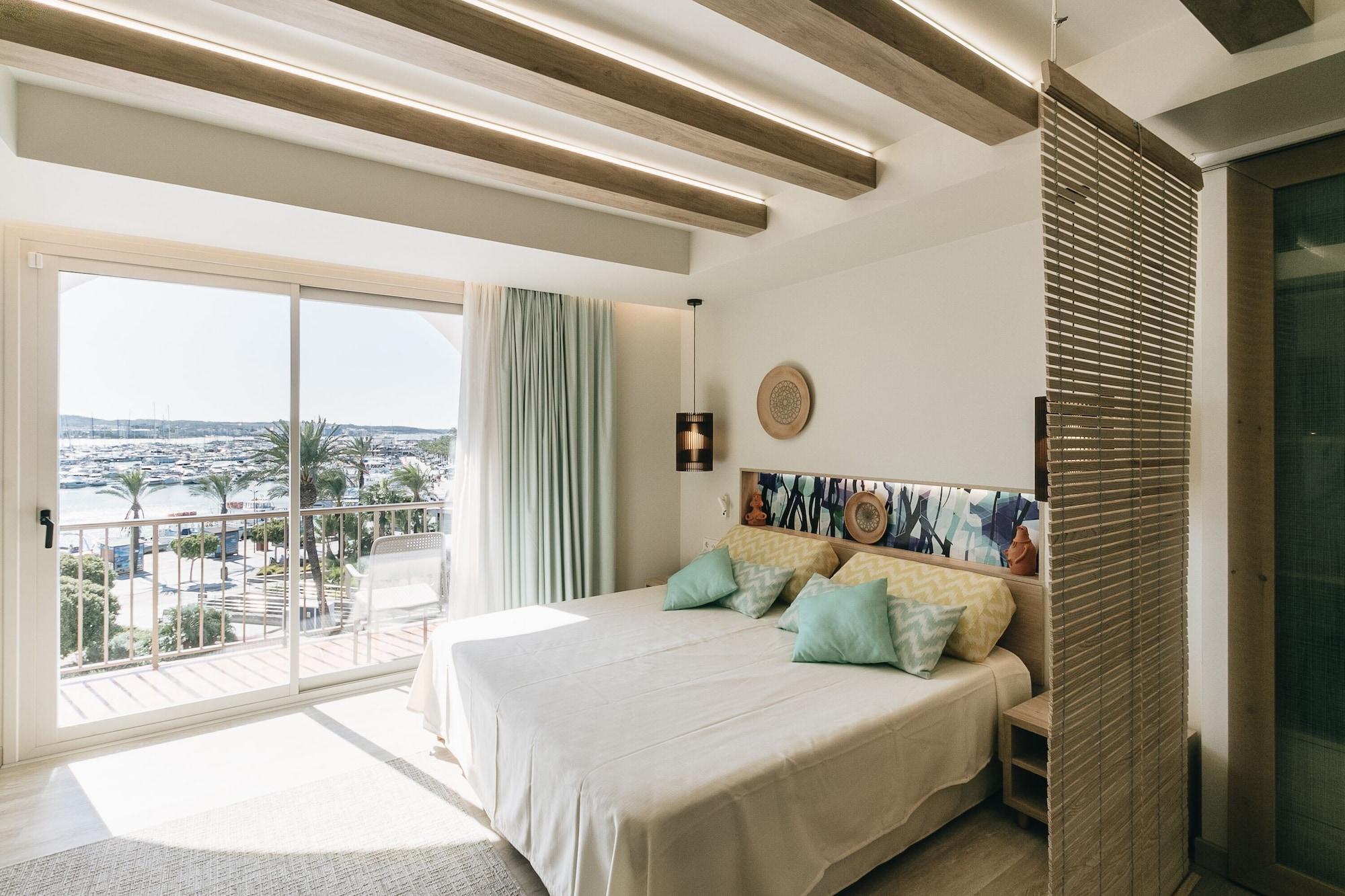 The White Apartments (Adults Only) Sant Antoni de Portmany Екстериор снимка