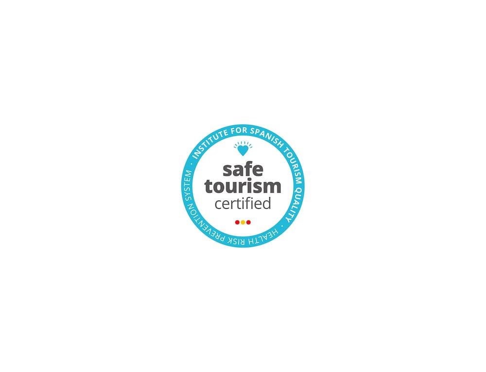 The White Apartments (Adults Only) Sant Antoni de Portmany Екстериор снимка