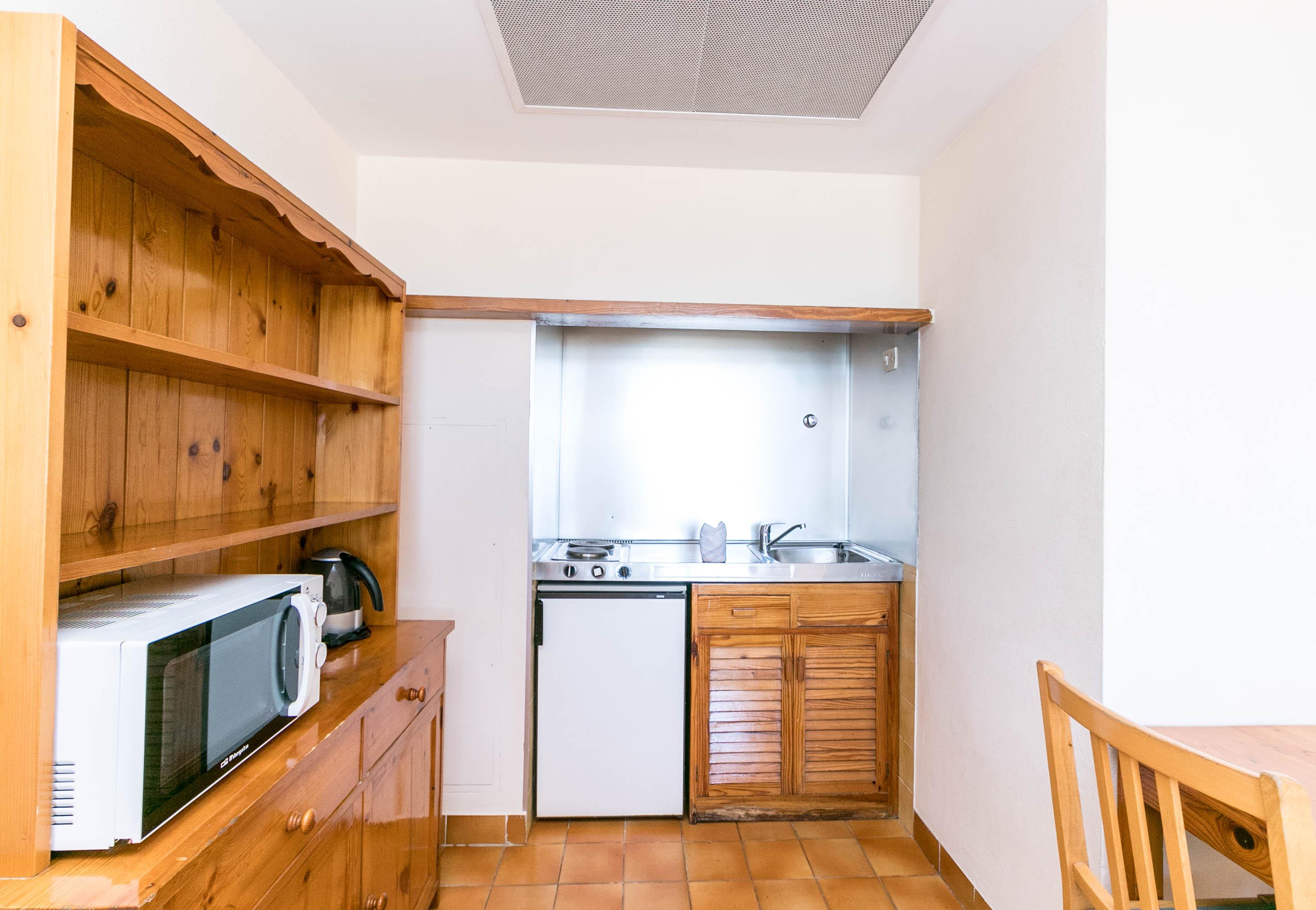 The White Apartments (Adults Only) Sant Antoni de Portmany Екстериор снимка